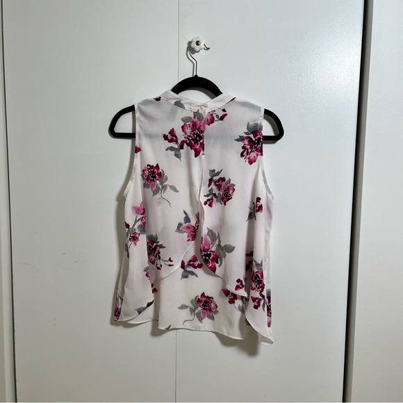 Forever 21 floral blouse - Picture 2 of 2